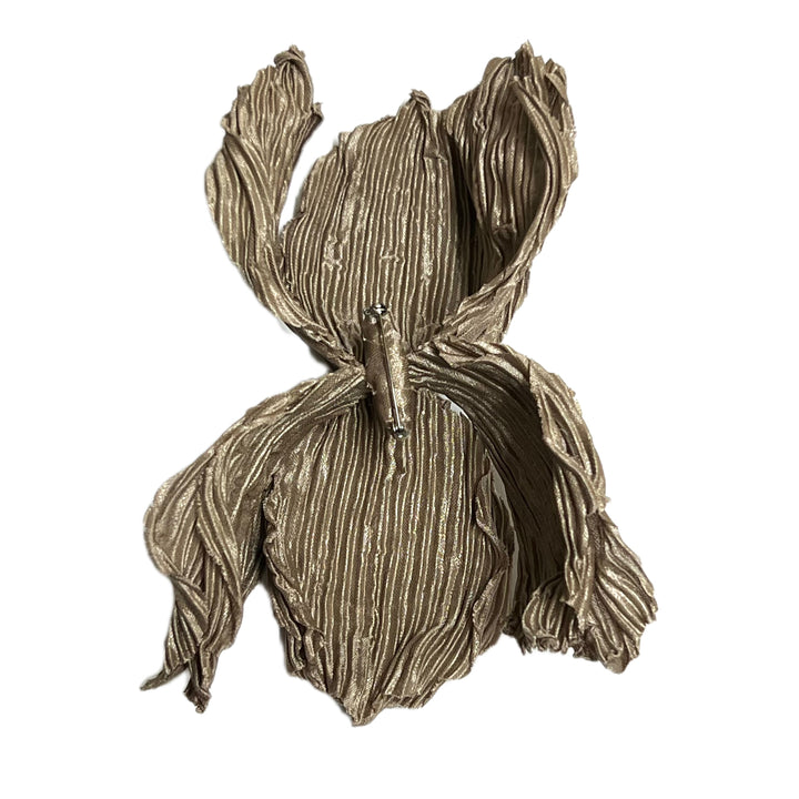 Brooch - Remedy for the Soul - Iris